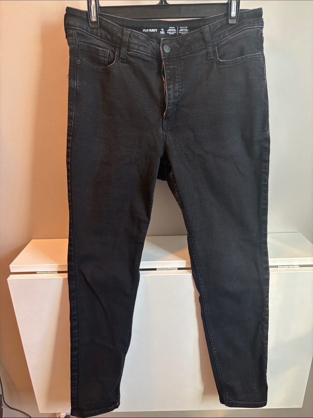 Old Navy Women’s Black Skinny Jeans